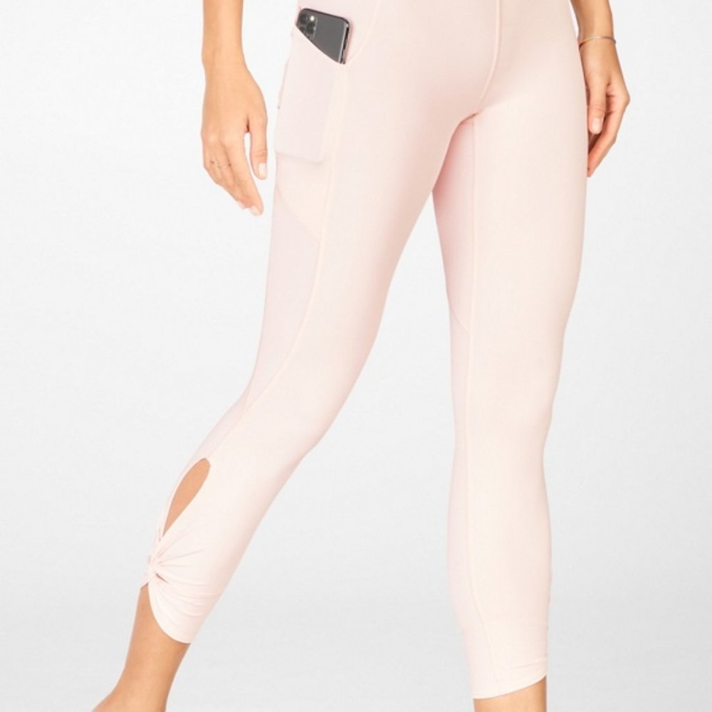 NWT - Fabletics Oasis PureLuxe High-Waisted Twist 7/8 Legging